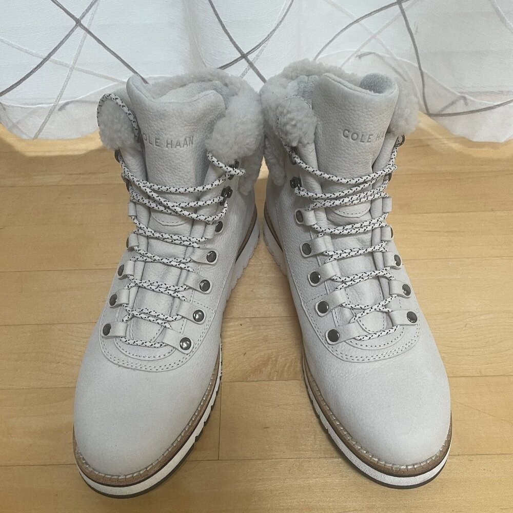 Cole Haan Women's Zerogrand Explore Hiker Waterproof Hiking Boot, size 8.5